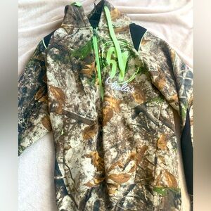 Cabela’s Men Zip up